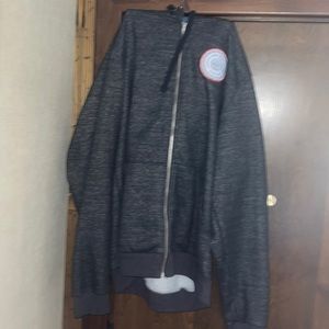 The chive hoodie black 3xl in new condition